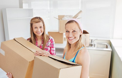 Packing and loading support for removals in Selsdon