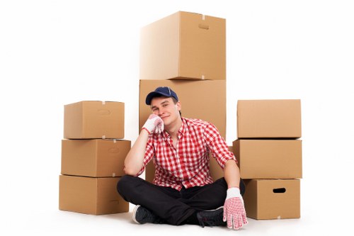 Flexible storage space for moving and renovation needs